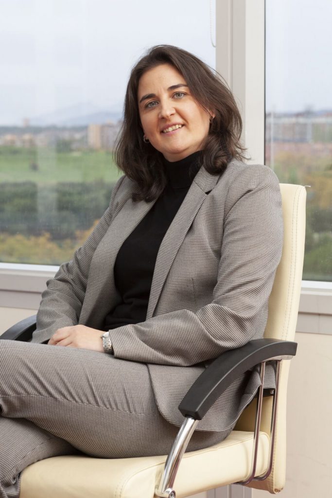 Esther Rodríguez Mondelo, abogada en Beta Legal especializada en derecho mercantil.
